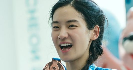 Park Ju-hyun Proves Growth as 'Iron Girls Squad 2' Team Heart - 조선일보