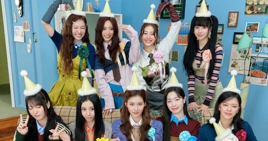 TWICE Unveils 10th-Anniversary Album Concept Photos - 조선일보