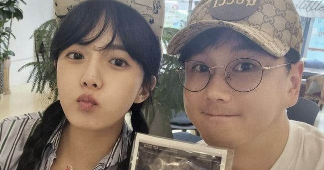 Kang Eun-bi, 40, pregnant naturally three months after marriage - 조선일보