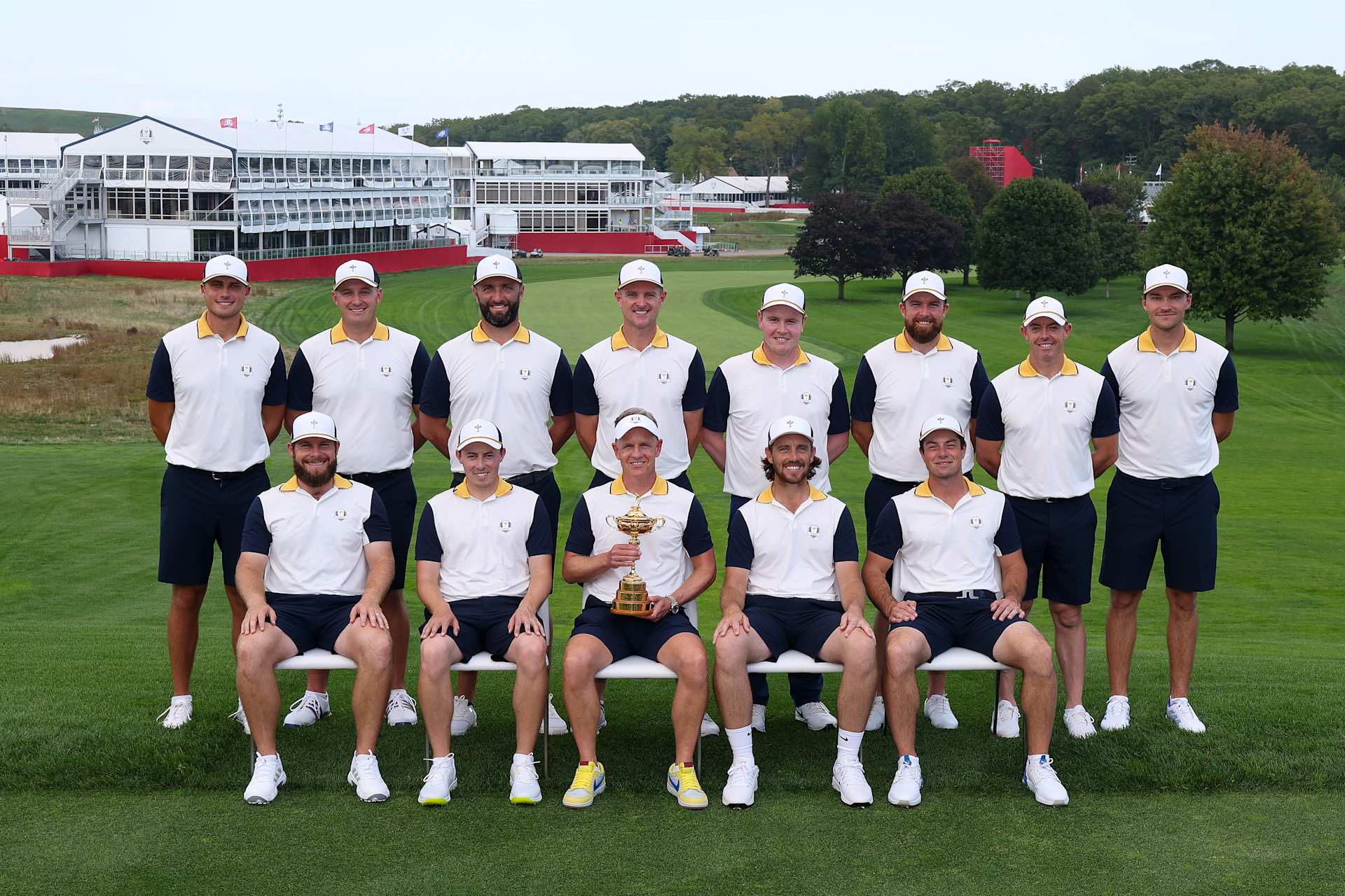 FARMINGDALE, NEW YORK - SEPTEMBER 15: (Top L-R) Ludvig Aberg, Sepp Straka, Jon Rahm, Justin Rose, Robert MacIntyre, Shane Lowry, Rory McIlroy, Rasmus Hojgaard (Bottom L-R) Tyrrell Hatton, Matt Fitzpatrick, team captain Luke Donald, Tommy Fleetwood, and Viktor Hovland of Team Europe sit for the official team photo ahead of the 2025 Ryder Cup at Black Course at Bethpage State Park Golf Course on September 15, 2025 in Farmingdale, New York. (Photo by Andrew Redington/Getty Images)