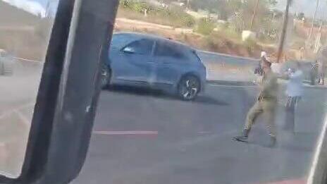 2 injured in attack south of Jerusalem: Teenager seriously hurt, terrorist was neutralized - Ynetnews