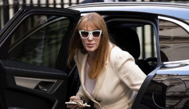 U.K. deputy prime minister resigns over tax scandal, Starmer overhauls government - CTV News