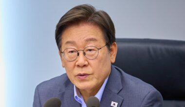 President Lee Jae-myung Orders Rapid System Recovery, Minimizes Public Inconvenience - 조선일보