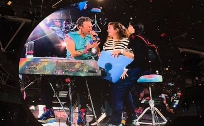 Coldplay singer unwittingly calls Israelis onstage, also welcomes 'people from Palestine'