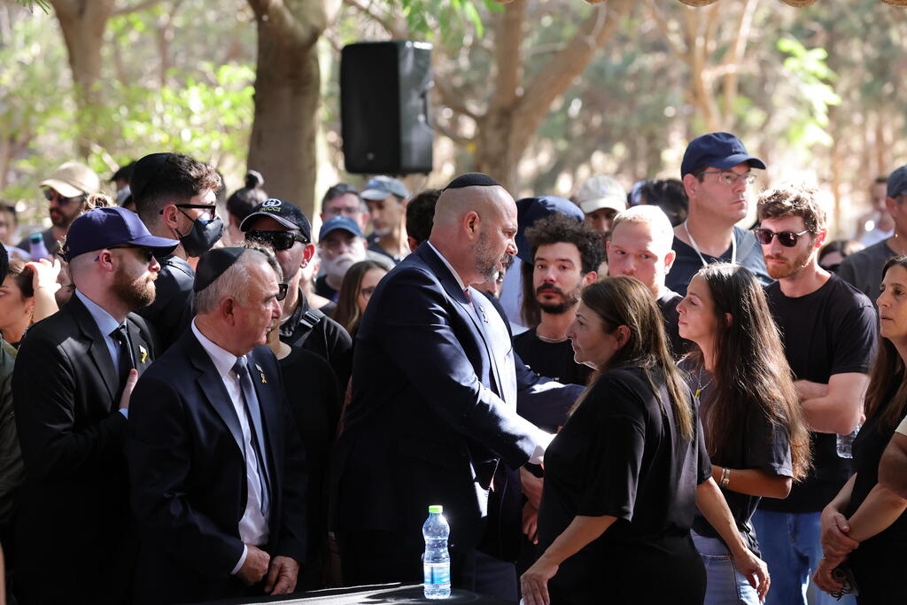 הלווייתו של עידן שתיוי ז"ל בבית העלמין בכפר מעש