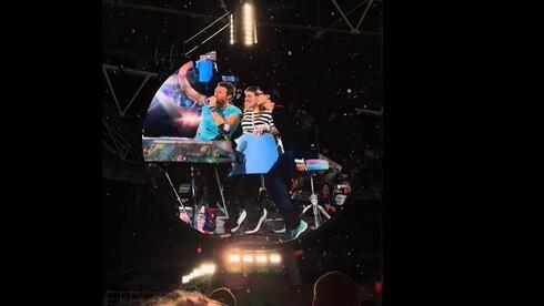 Israeli fans draw mixed reaction at Coldplay concert in London