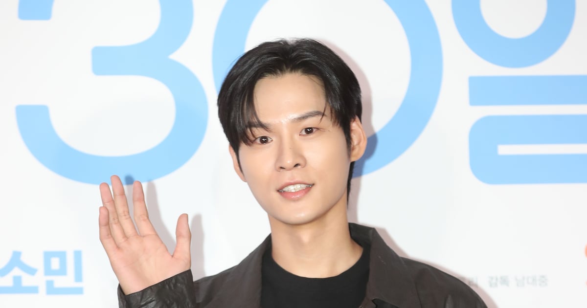 Actor Yoon Ji-on admits to drunk motorcycle theft - 조선일보