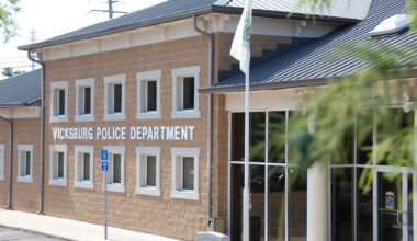 Man Found Hanging in Tree in Vicksburg, Hours After DSU Hanging