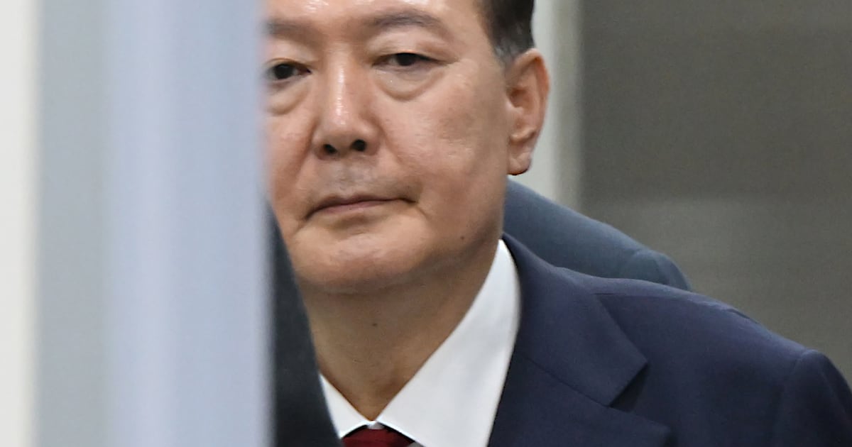 Former President Yoon Suk Yeol Faces Trial, Bail Hearing on Abuse Charges - 조선일보