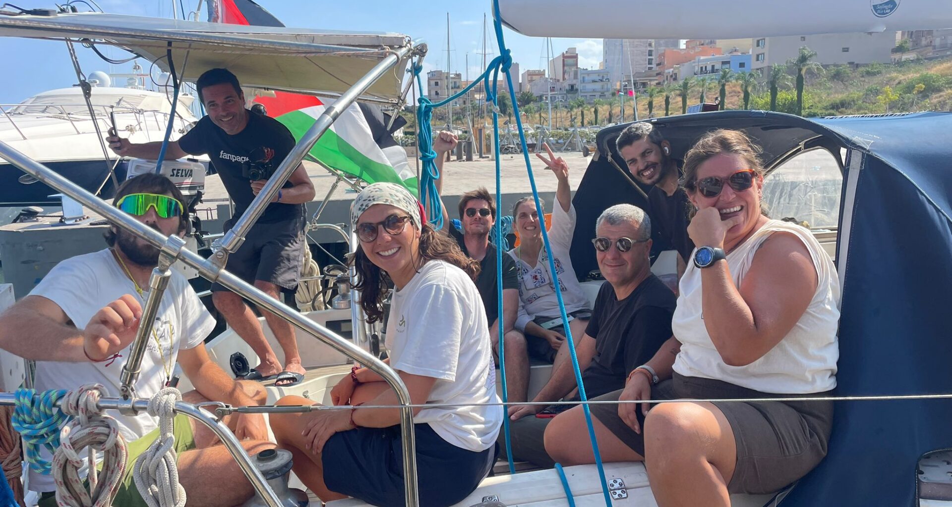 Nearing Gaza, 'peace' flotilla rocks Italy, throwing government into political storm