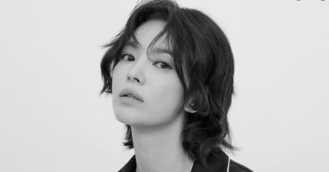 Song Hye-kyo Dazzles in Vogue Korea Photoshoot - 조선일보