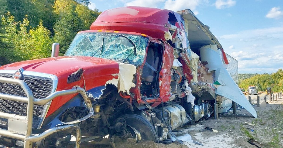 ‘Highway was completely blocked’: 3-vehicle crash scatters logs across northern Ont. road - CTV News