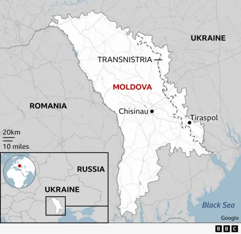 Map showing Moldova in between Ukraine and Russia