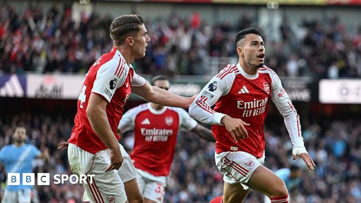 Gabriel Martinelli celebrates his 93rd minute equaliser.