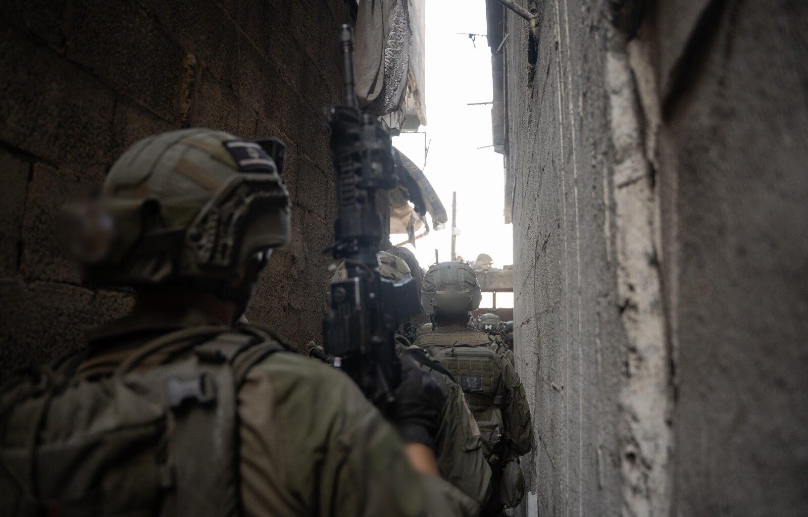 Hamas reports dozens killed by Israeli fire in Gaza; IDF soldier seriously hurt