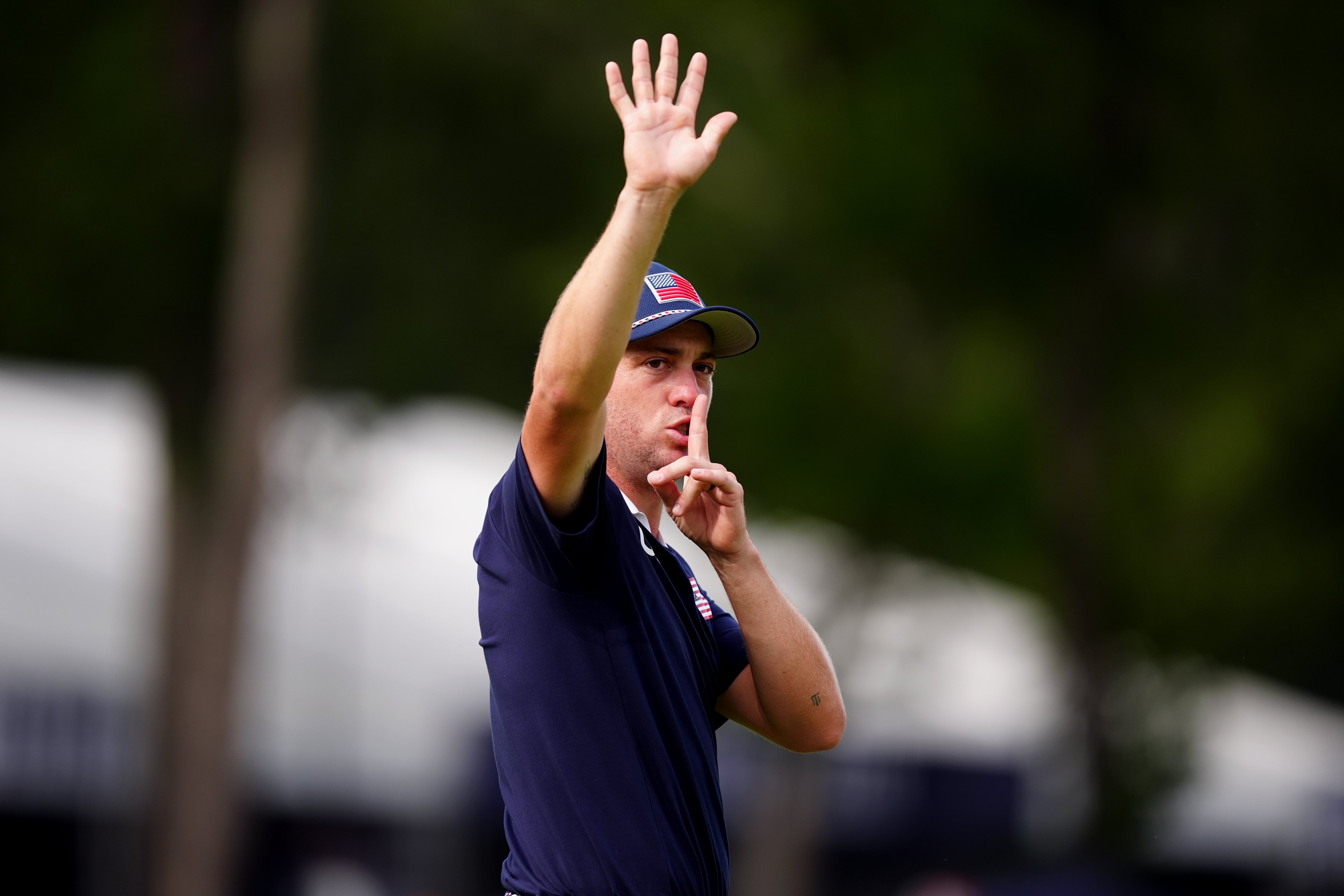 Justin Thomas calls for calm as McIlroy prepares to play his shots