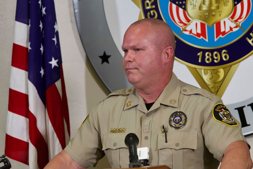 Washington County Sheriff Nate Brooksby credited his former colleague with helping to persuade Robinson to turn himself in.