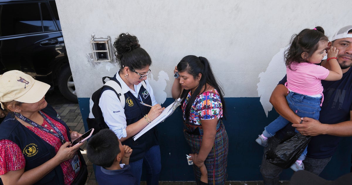 Judge blocks deportation of Guatemalan children, saying justification "crumbled like a house of cards"