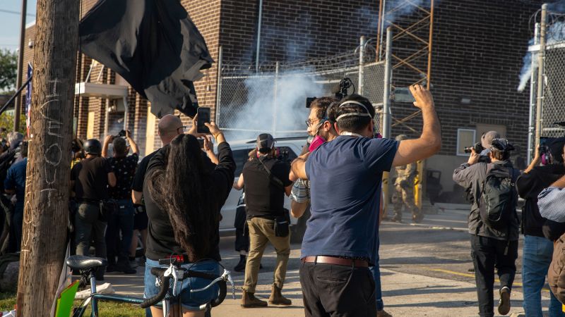 ICE facility protest: Chicago-area mayor says federal agents tear-gassed him