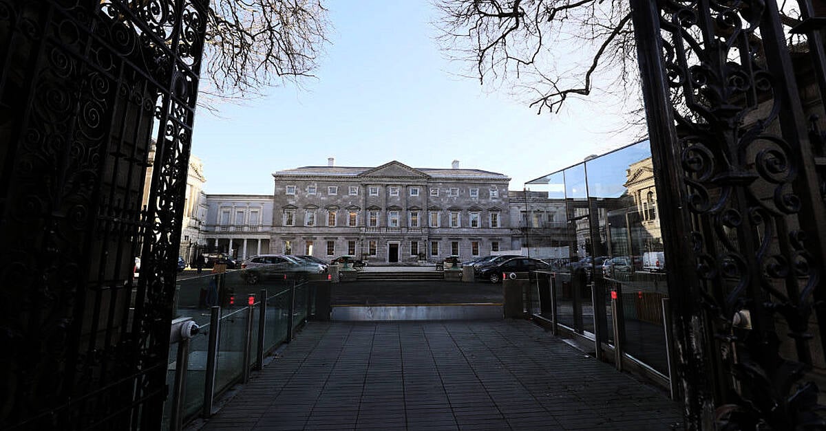 Army bomb squad at scene of incident at Leinster house