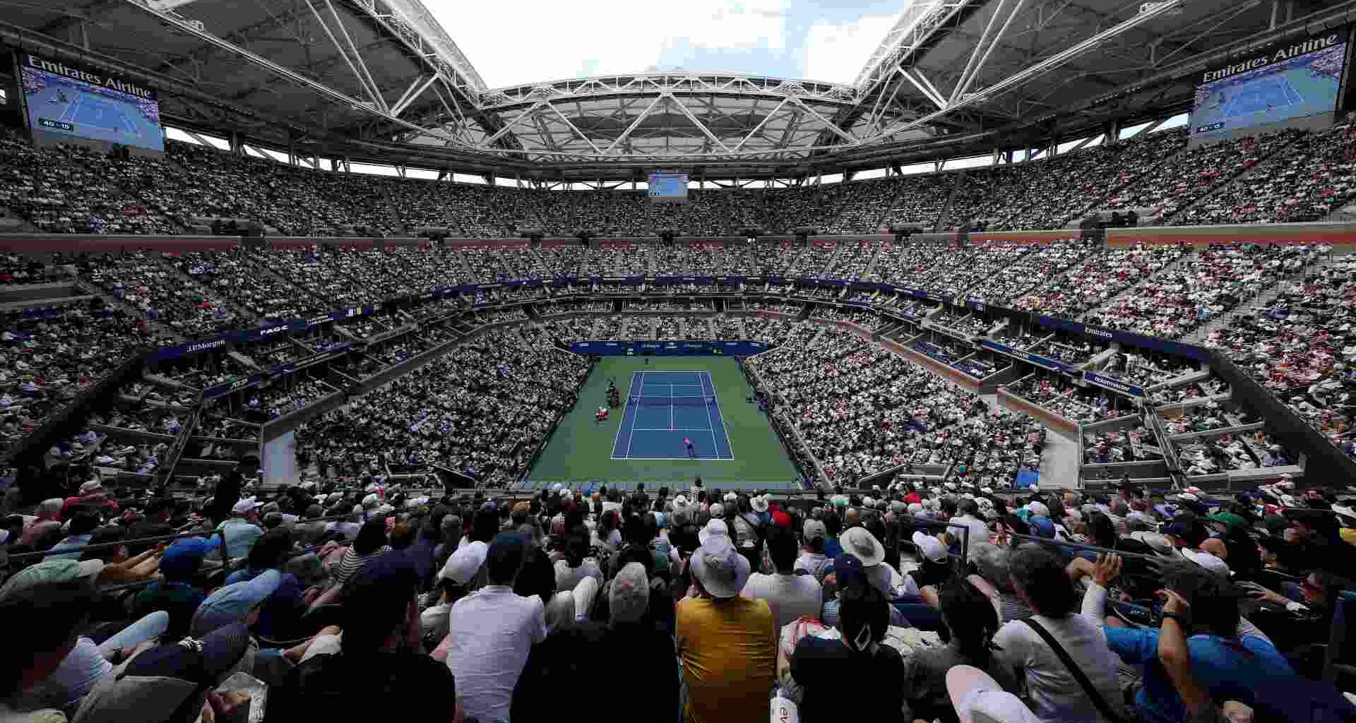 Jannik Sinner will take on Carlos Alcaraz in the US Open final on Sunday (file photo).