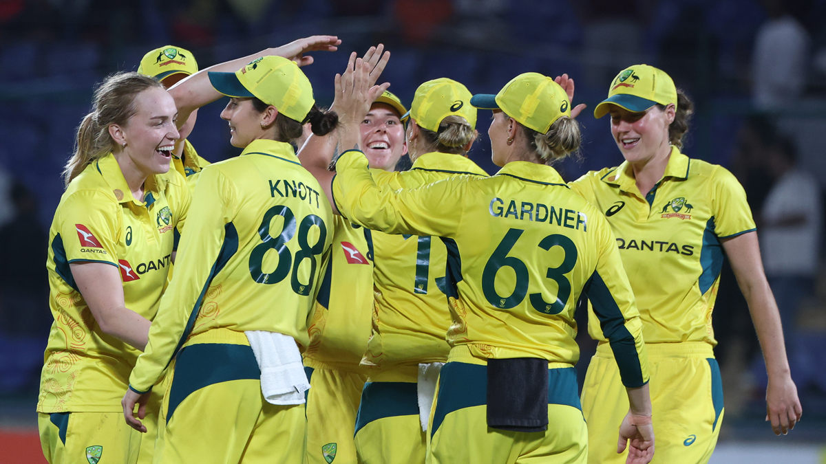 Records tumble as Australia hold on in remarkable Delhi runs-fest