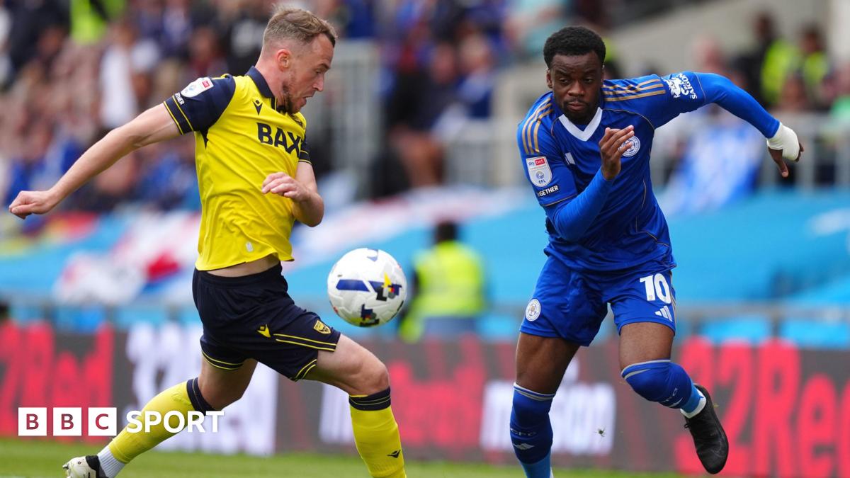 EFL Championship LIVE: Score updates and text commentary from 10 matches