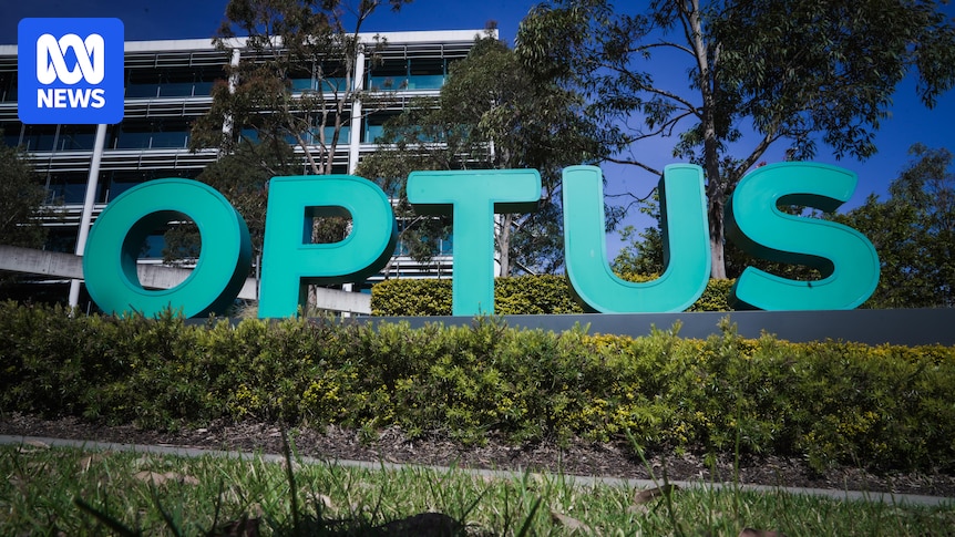 Optus to pay $100m fine, as crisis engulfing Australia's second biggest telco continues