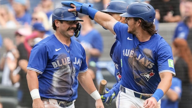 Blue Jays 1 win away from clinching AL East title after beating Rays