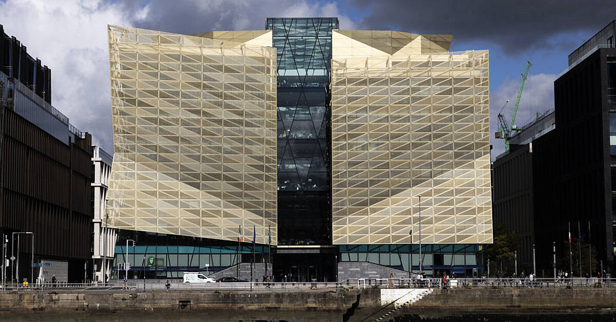 Budget 2026 spending package 'too large', Central Bank warns