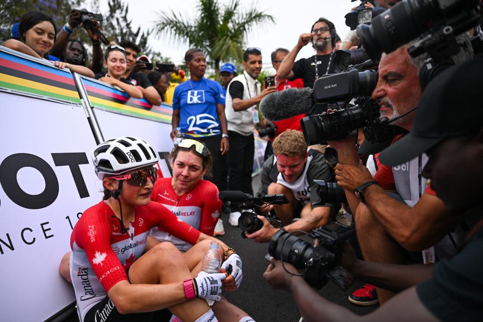 Magdeleine Vallieres wins 2025 UCI World Championship road race
