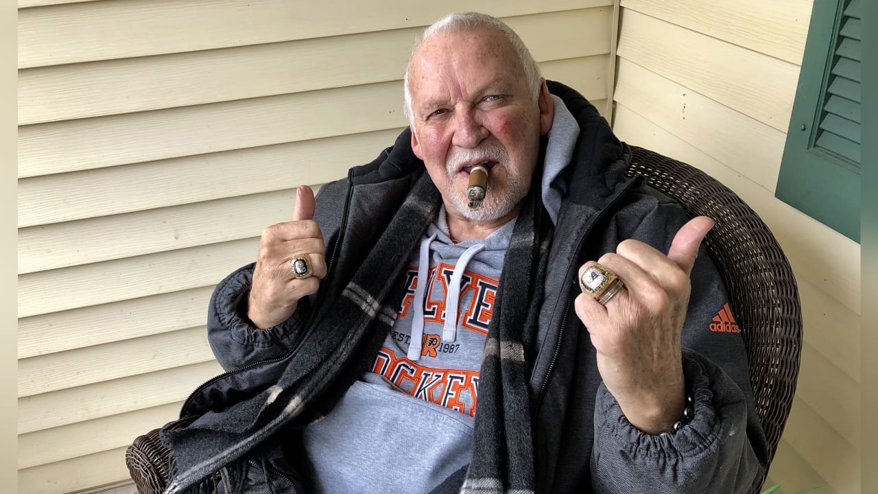 Flyers icon Parent lived life to fullest, like it was 'a beautiful thing'