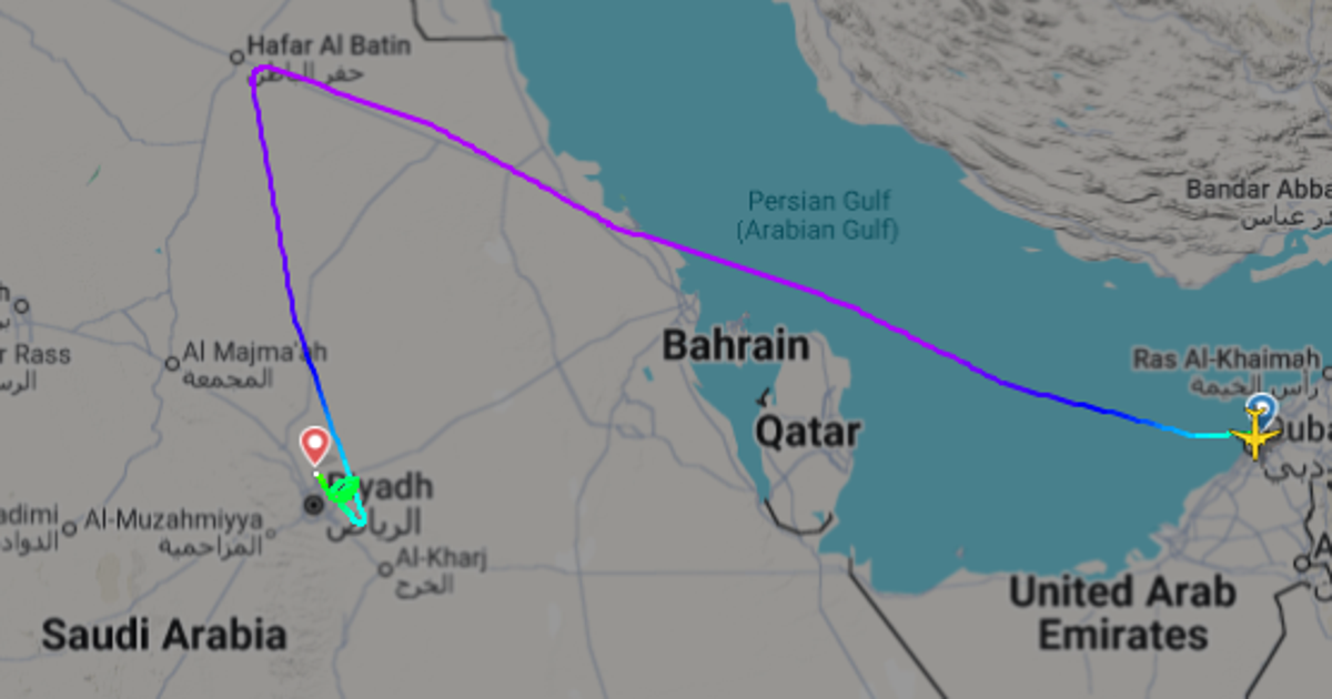 Tel Aviv-bound Flight From Dubai Lands in Saudi Arabia After Medical Incident - Haaretz