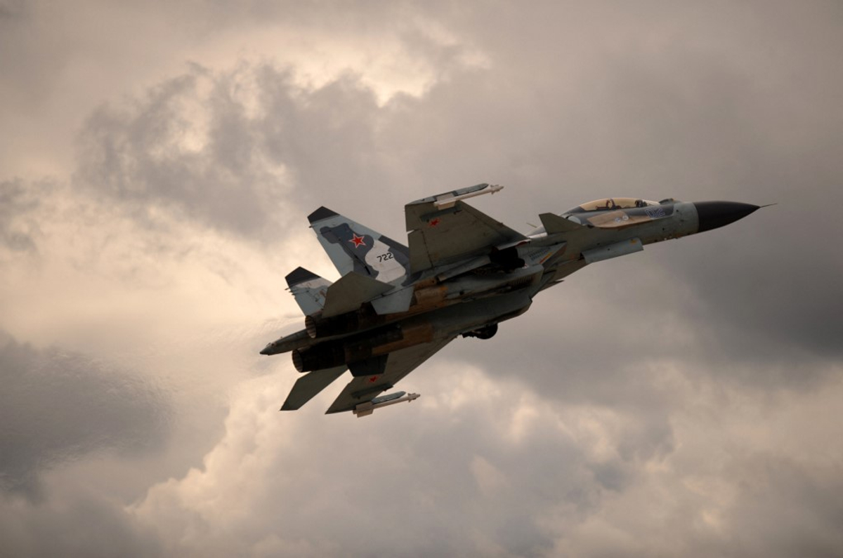 Russian Jets Dive Over Baltic Sea Drilling Platform in Second Air Violation in 24 Hours
