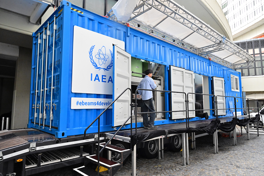 IAEA Unveils Transportable E-beam System to Boost Global Access to the Innovative Technology