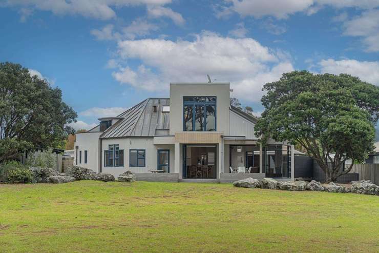 UK real estate star Phil Spencer is back on Kiwi screens with the second season of New Zealand's Best Homes With Phil Spencer. He kicked off the show in the Coromandel. Photo / TVNZ