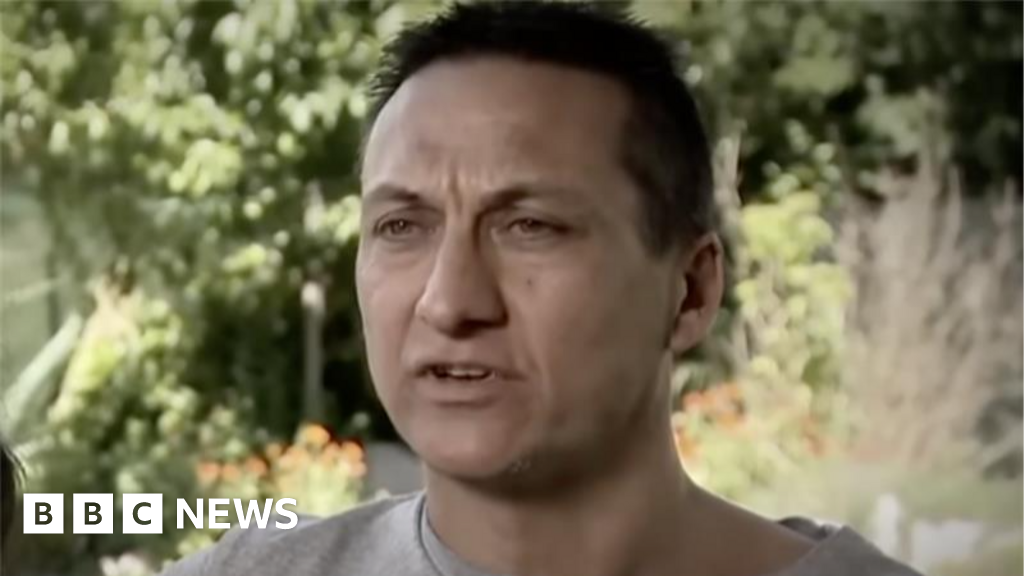 Australian fugitive being helped to evade capture, police say