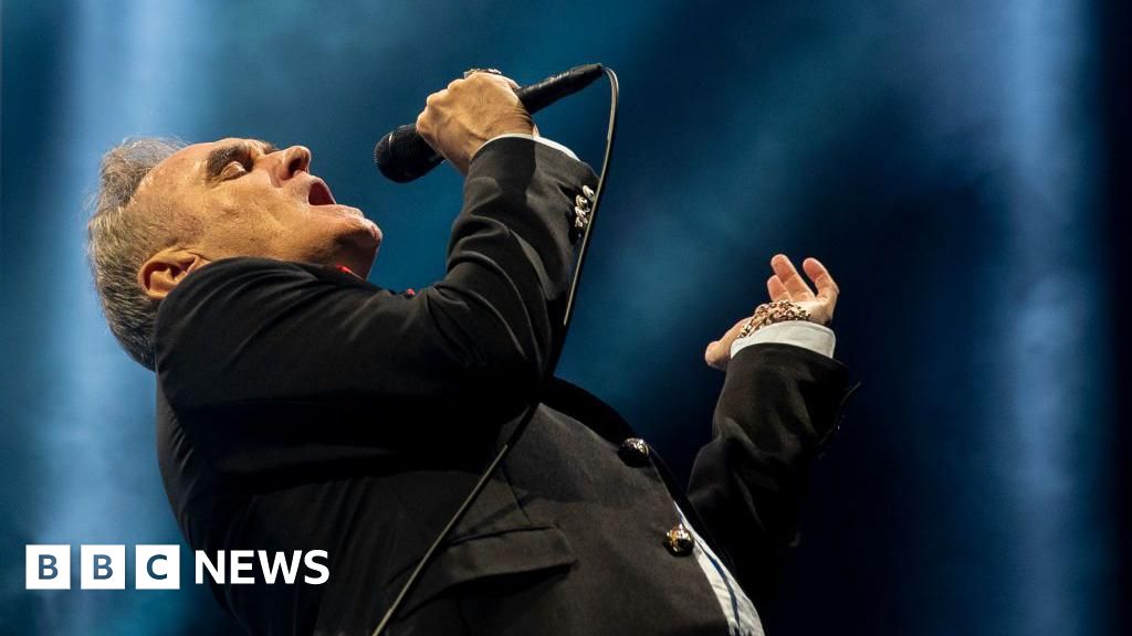 Morrissey cancels US shows after death threat in Canada