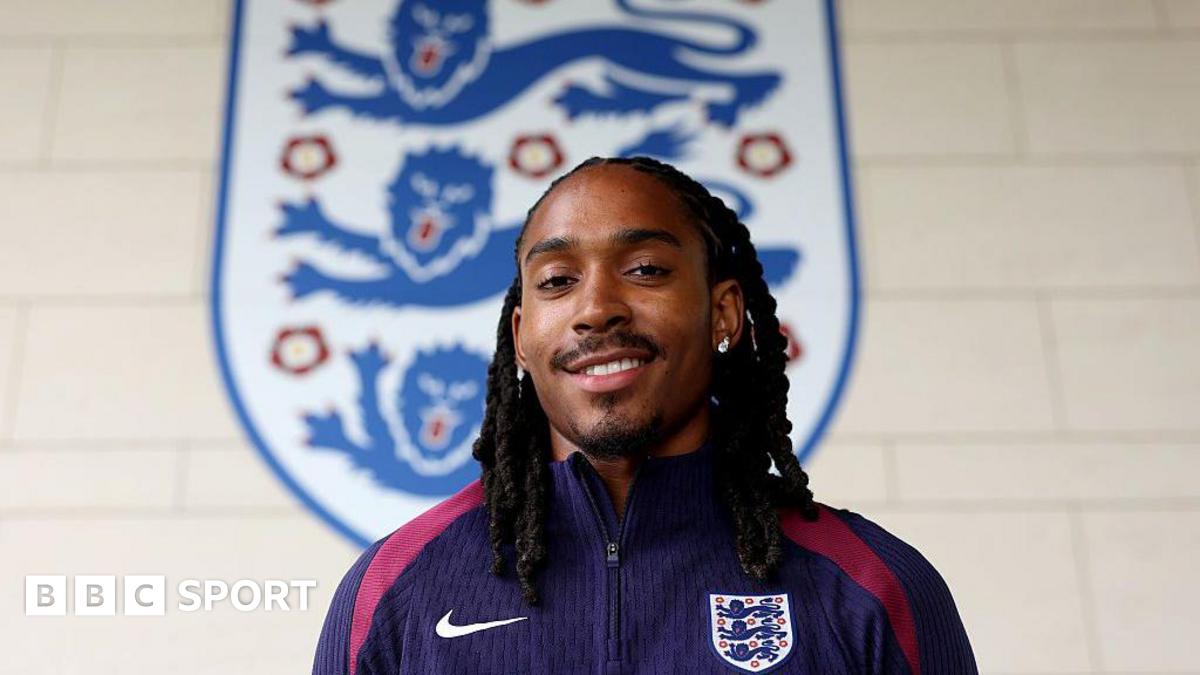 Great Britain's Lando Norris driving the McLaren MCL39 Mercedes on track during practice ahead of the F1 Grand Prix of Netherlands at Circuit Zandvoort. Photo by Alastair Staley