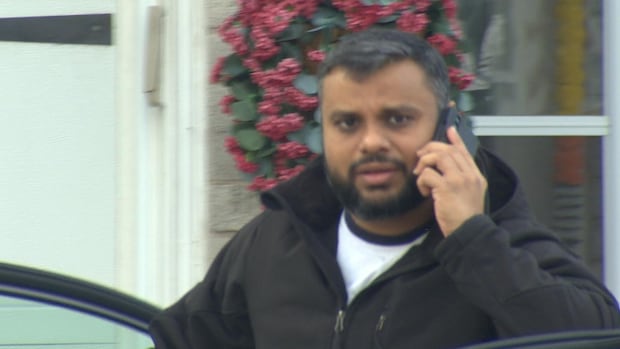 Man accused of smuggling migrant family who froze to death at border arrested, Canadian authorities say