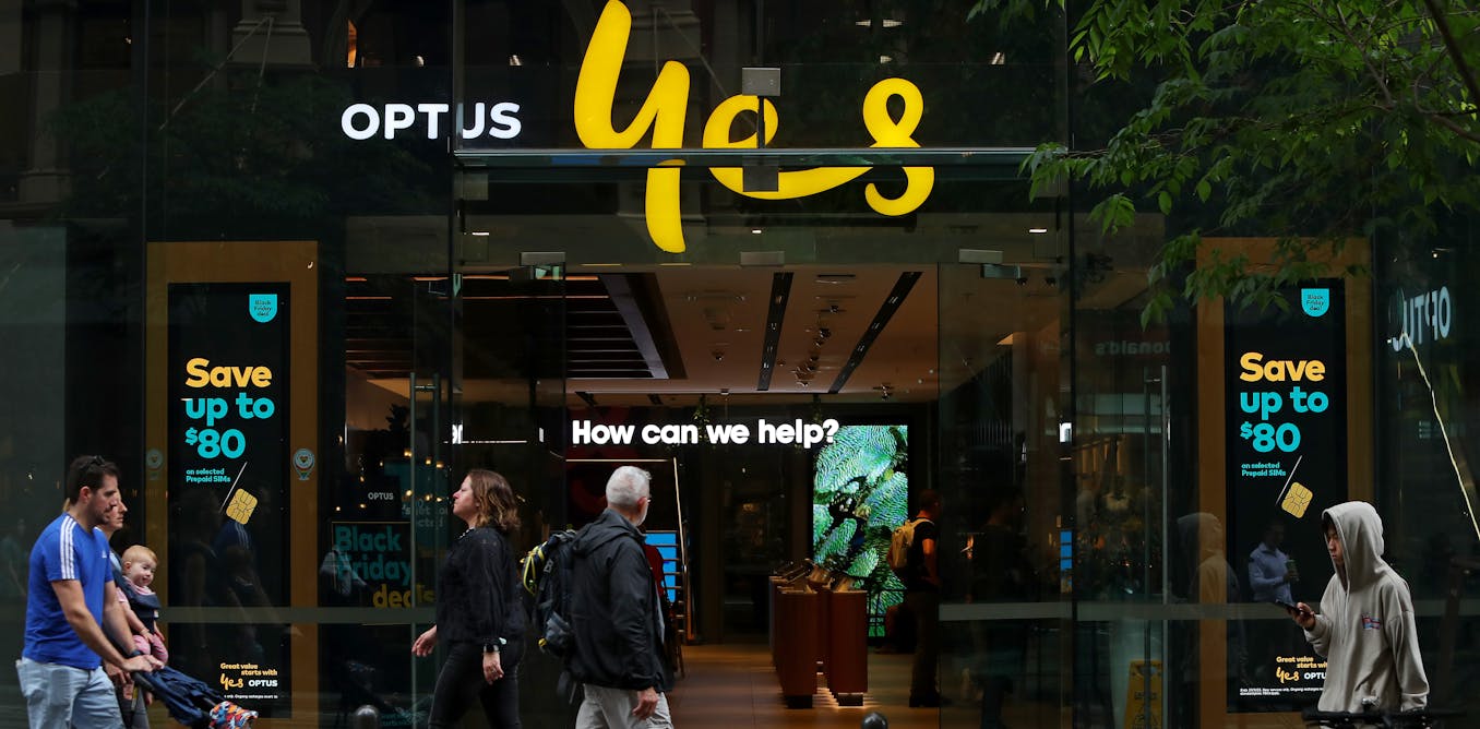 Should the Optus chief quit? These 5 fixes would do far more to stop another 000 failure