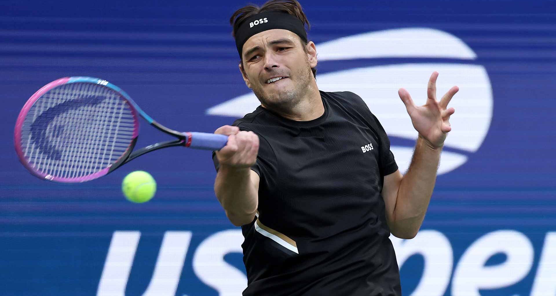 Taylor Fritz defeats Tomas Machac in straight sets on Sunday at Flushing Meadows.