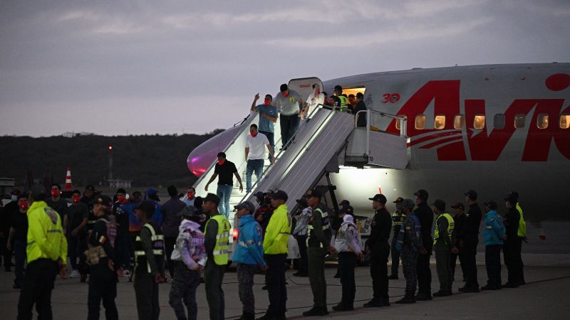 Federal appeals court says Trump unlawfully invoked the Alien Enemies Act for deportations