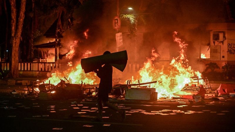 Indonesia protests: Prabowo makes concessions after days of deadly protests forced him to scrap China summit trip