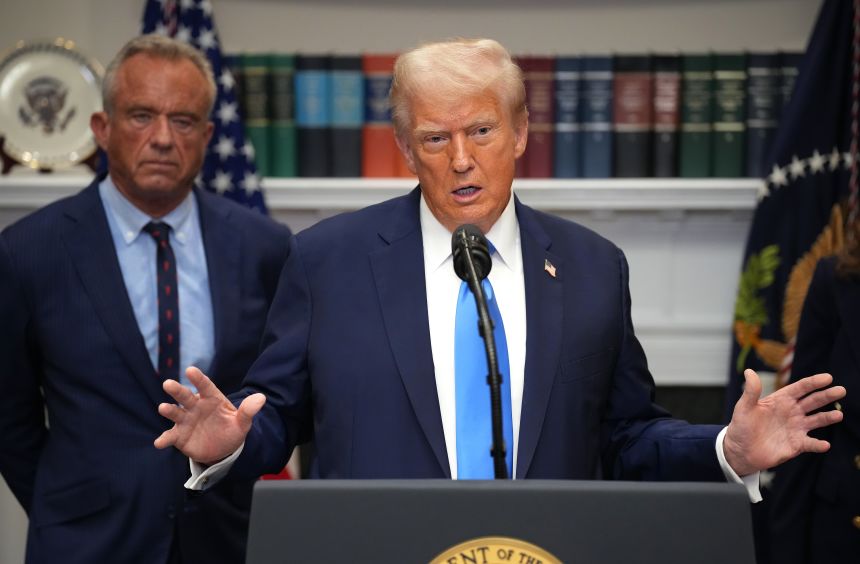 At Monday's news conference, President Donald Trump made unsupported claims about the painkiller Tylenol as a cause of autism and cautioned parents about getting too many vaccines for their kids.