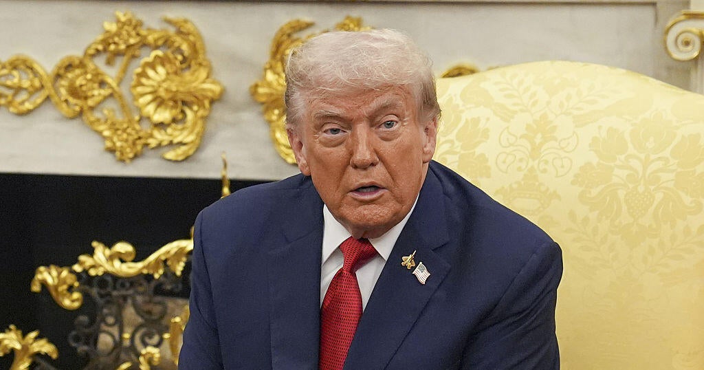 Government shutdown live updates as Trump is set to meet with congressional leaders