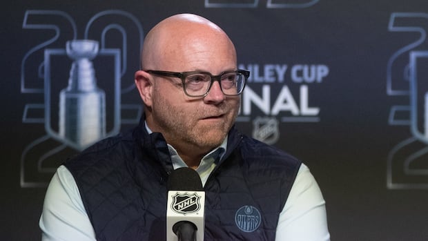 Edmonton Oilers GM Stan Bowman still waiting on Connor McDavid contract