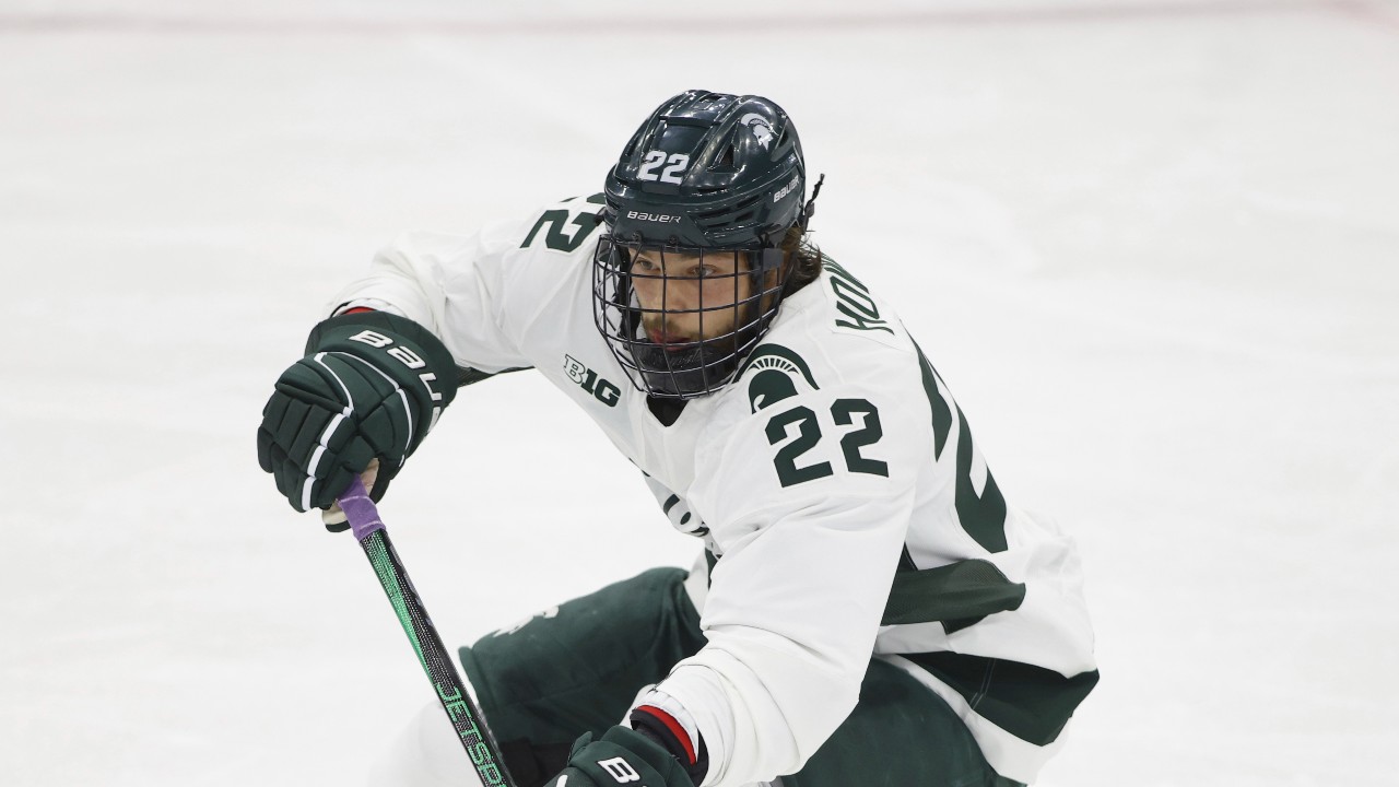 Howard, Savoie looking to make youthful impact on contending Oilers