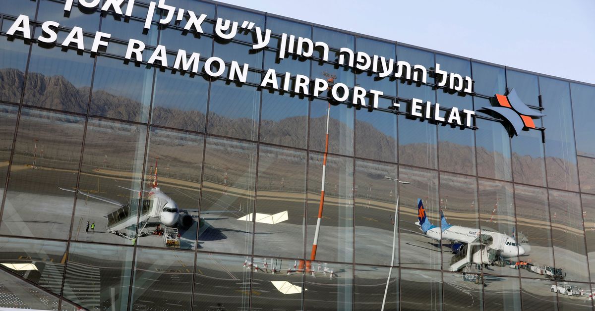 Missile hits international Israeli airport after sirens fail