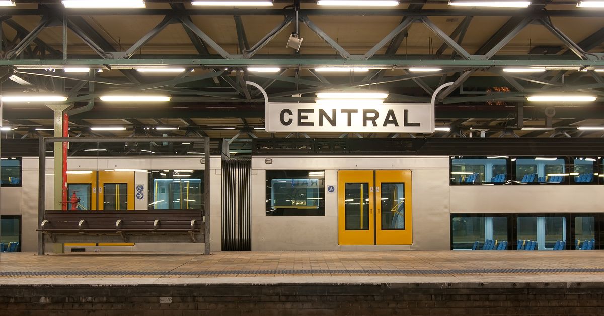 Police officer charged with common assault after allegedly pepper-spraying fare evader at Central Station